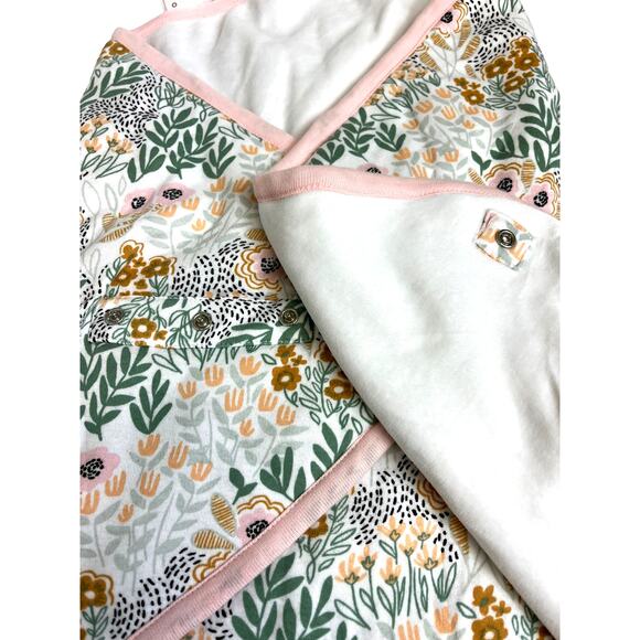 Nordstrom COTTON WRAP BABY BUNTING  | NWT | White Pink Wildflowers Print - Picture 6 of 11